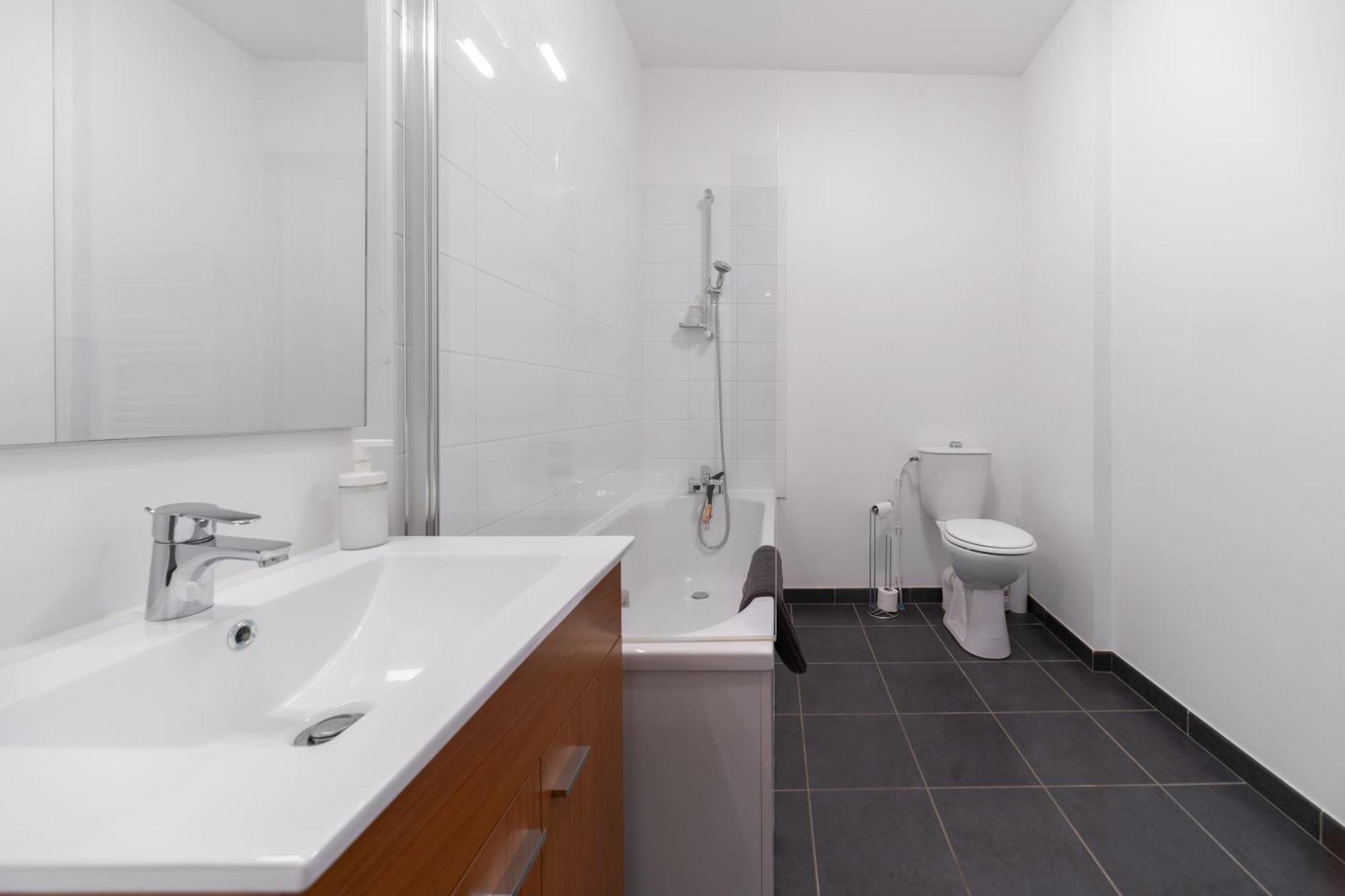 Le Brit - Grand Appartement Design, 3 Chambres, Centre Ville Βισύ Εξωτερικό φωτογραφία