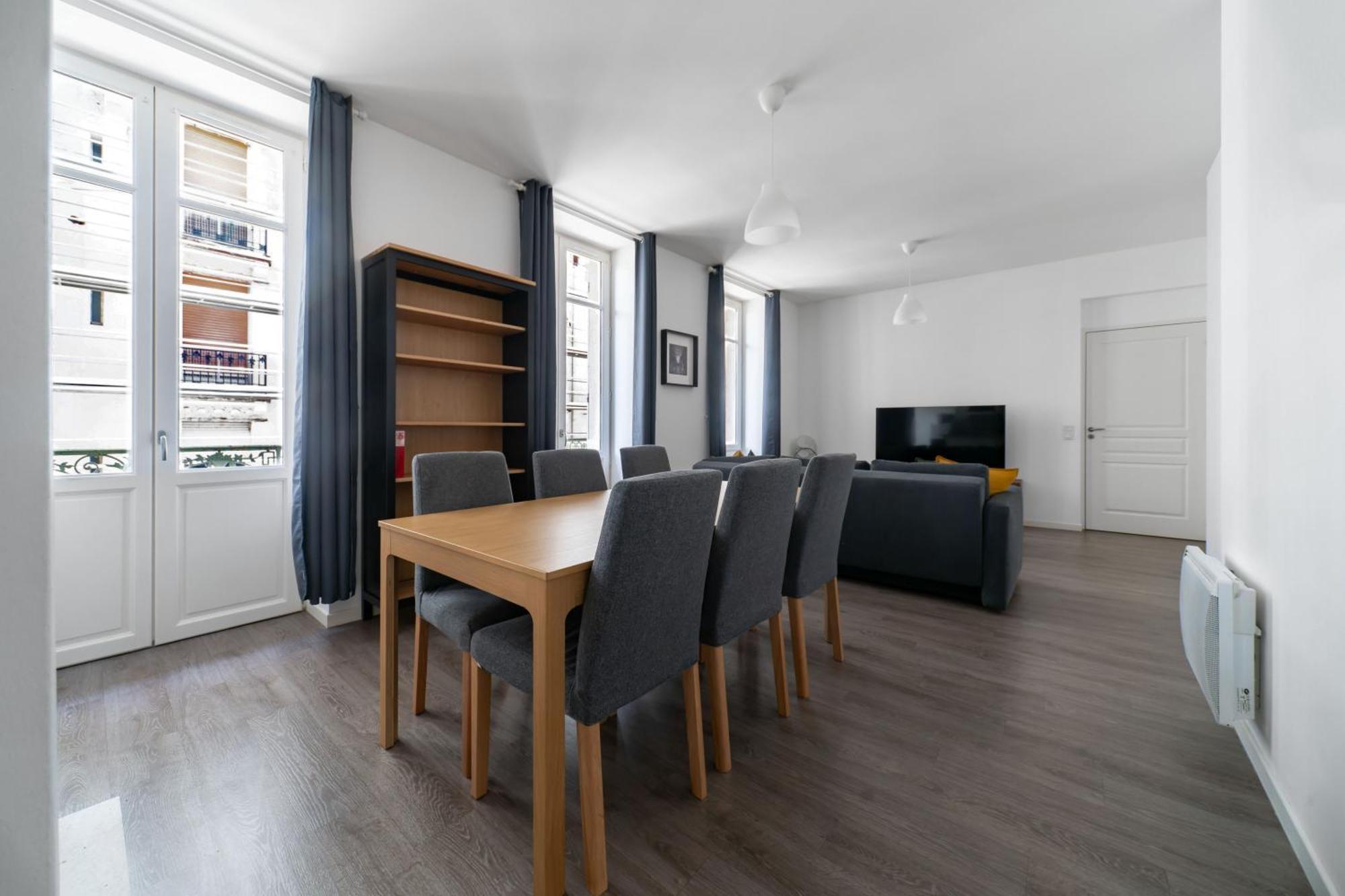 Le Brit - Grand Appartement Design, 3 Chambres, Centre Ville Βισύ Εξωτερικό φωτογραφία
