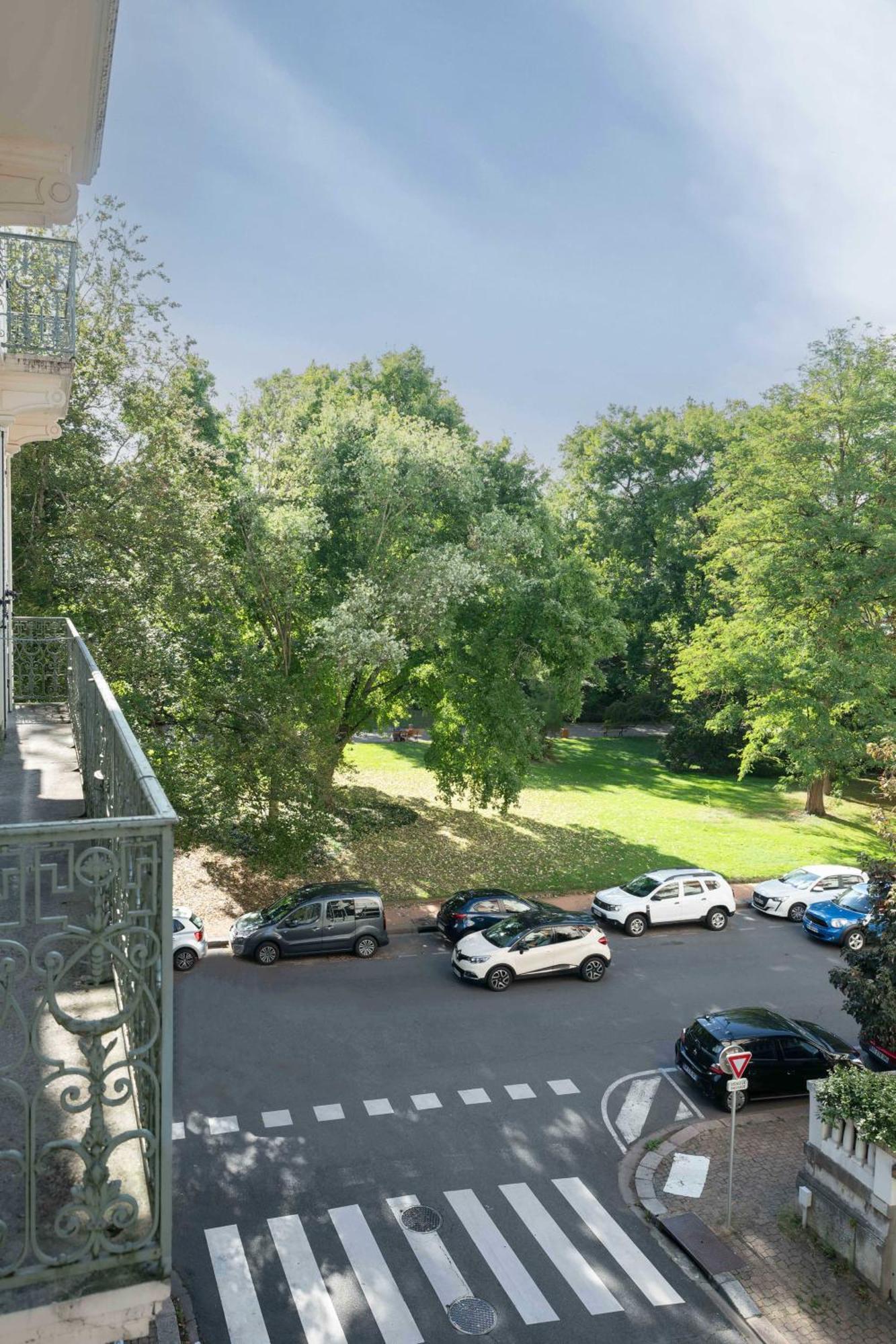 Le Brit - Grand Appartement Design, 3 Chambres, Centre Ville Βισύ Εξωτερικό φωτογραφία
