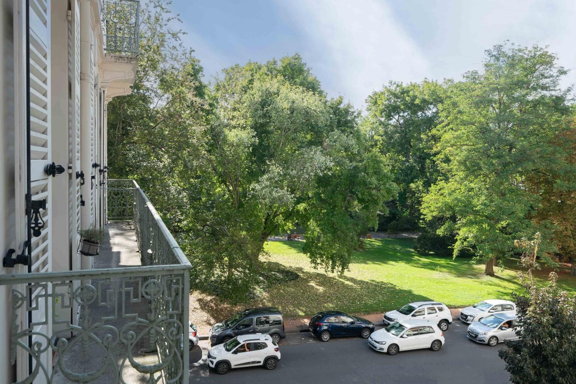 Le Brit - Grand Appartement Design, 3 Chambres, Centre Ville Βισύ Εξωτερικό φωτογραφία