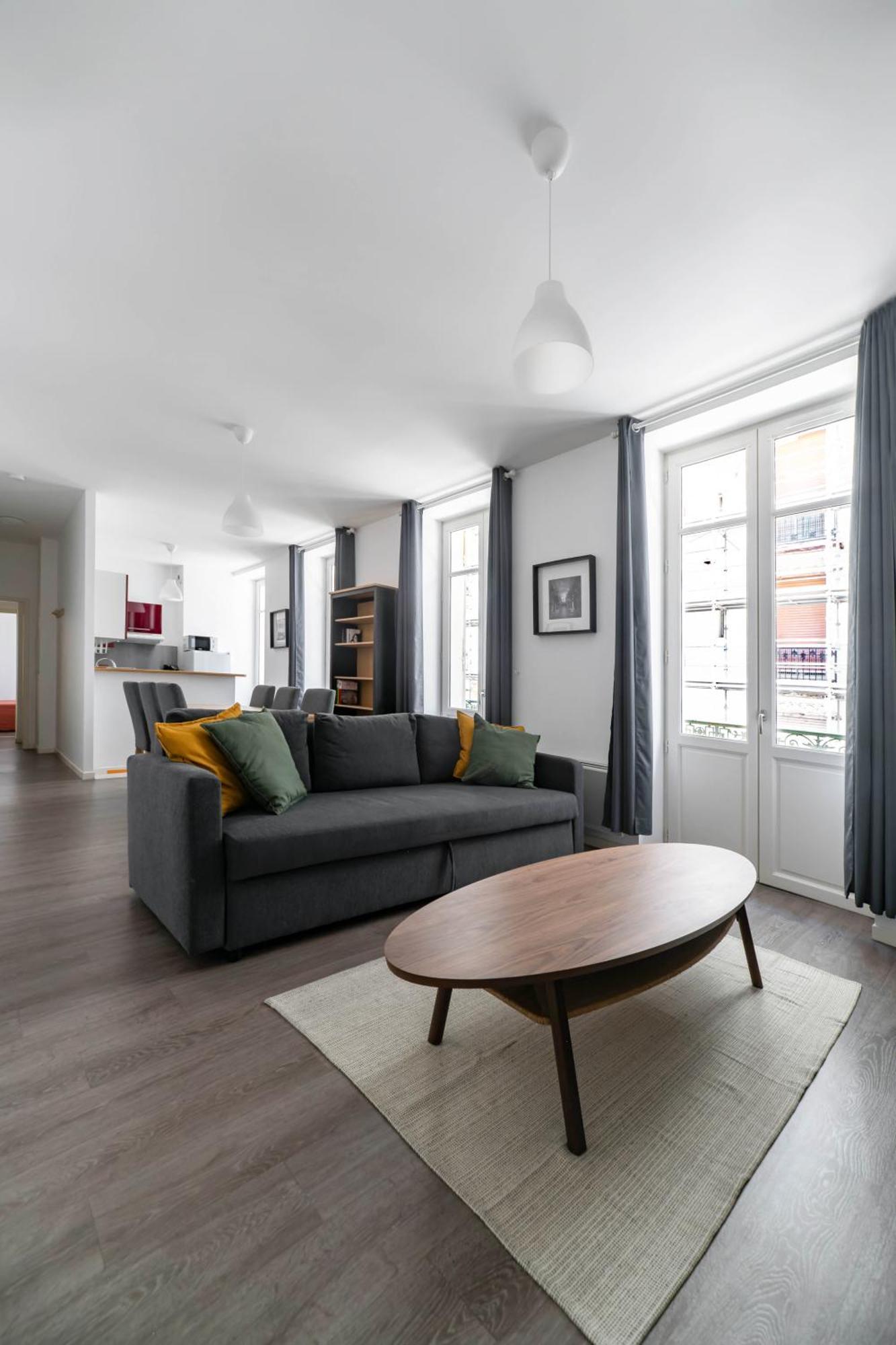 Le Brit - Grand Appartement Design, 3 Chambres, Centre Ville Βισύ Εξωτερικό φωτογραφία