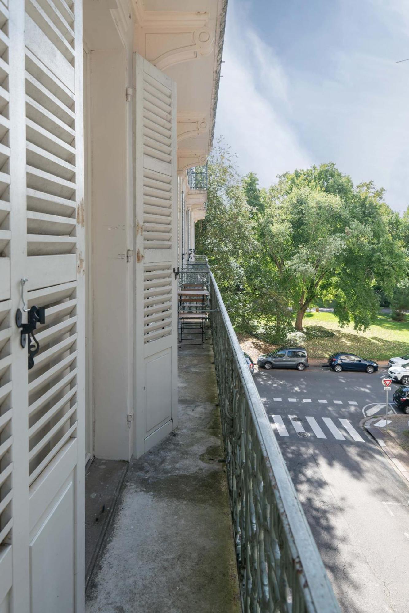 Le Brit - Grand Appartement Design, 3 Chambres, Centre Ville Βισύ Εξωτερικό φωτογραφία